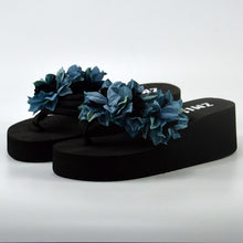 Load image into Gallery viewer, Slipper 133